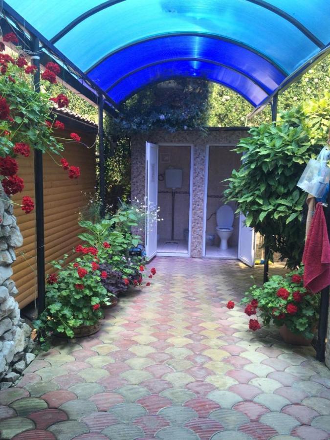 Гостевой Дом У Левы Hotel กากรา ภายนอก รูปภาพ