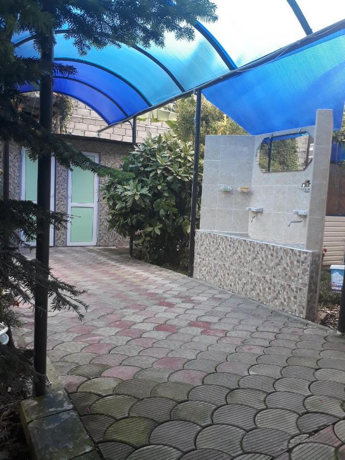 Гостевой Дом У Левы Hotel กากรา ภายนอก รูปภาพ